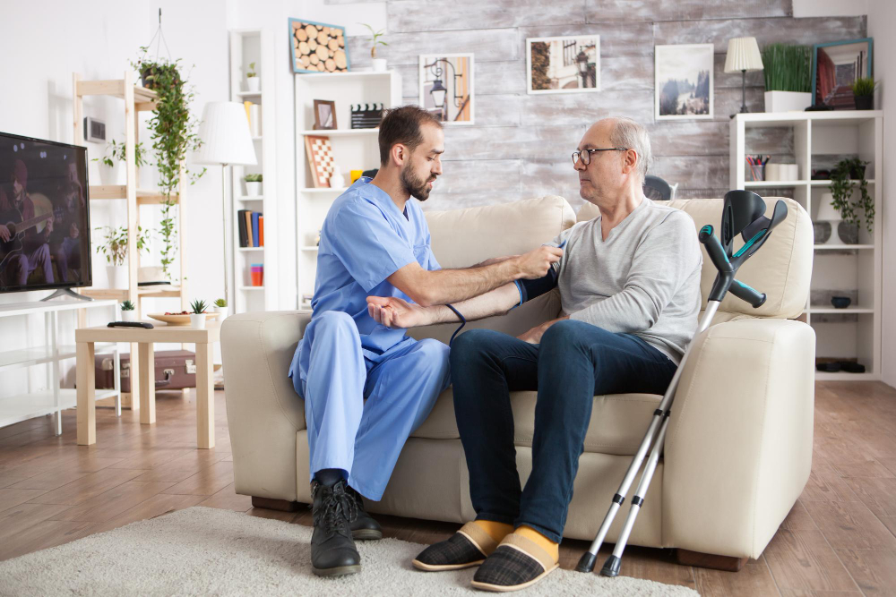 Finding the Right Evergreen Care Center Fresno for Your Golden Years