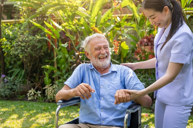 memory care living Evergreen Court